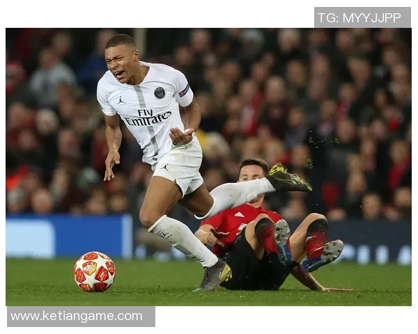 从曼联的失落到巴黎的辉煌迪马利亚的足球传奇之路